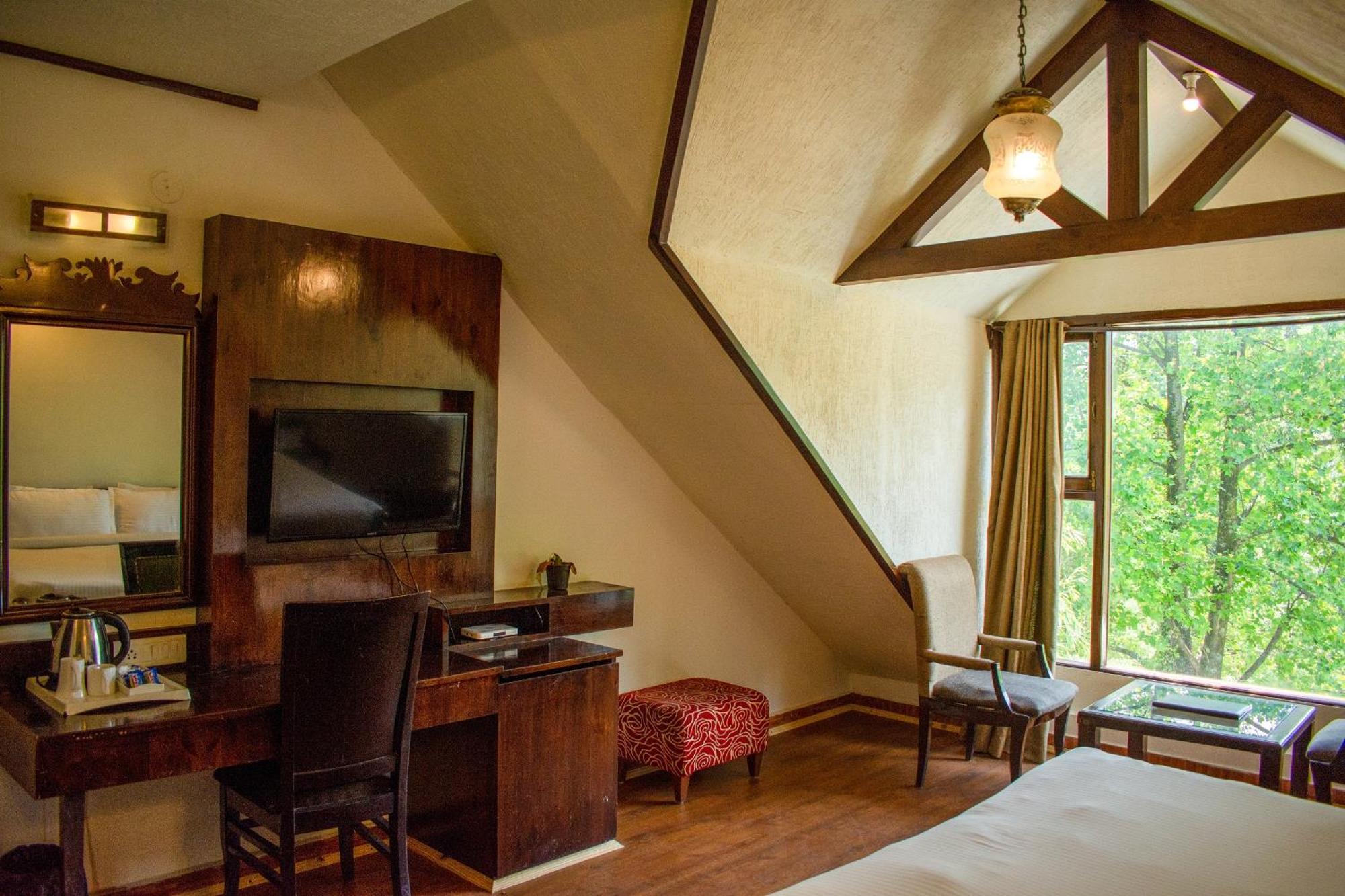 The Whispering Inn Resort And Bar Маналі Екстер'єр фото