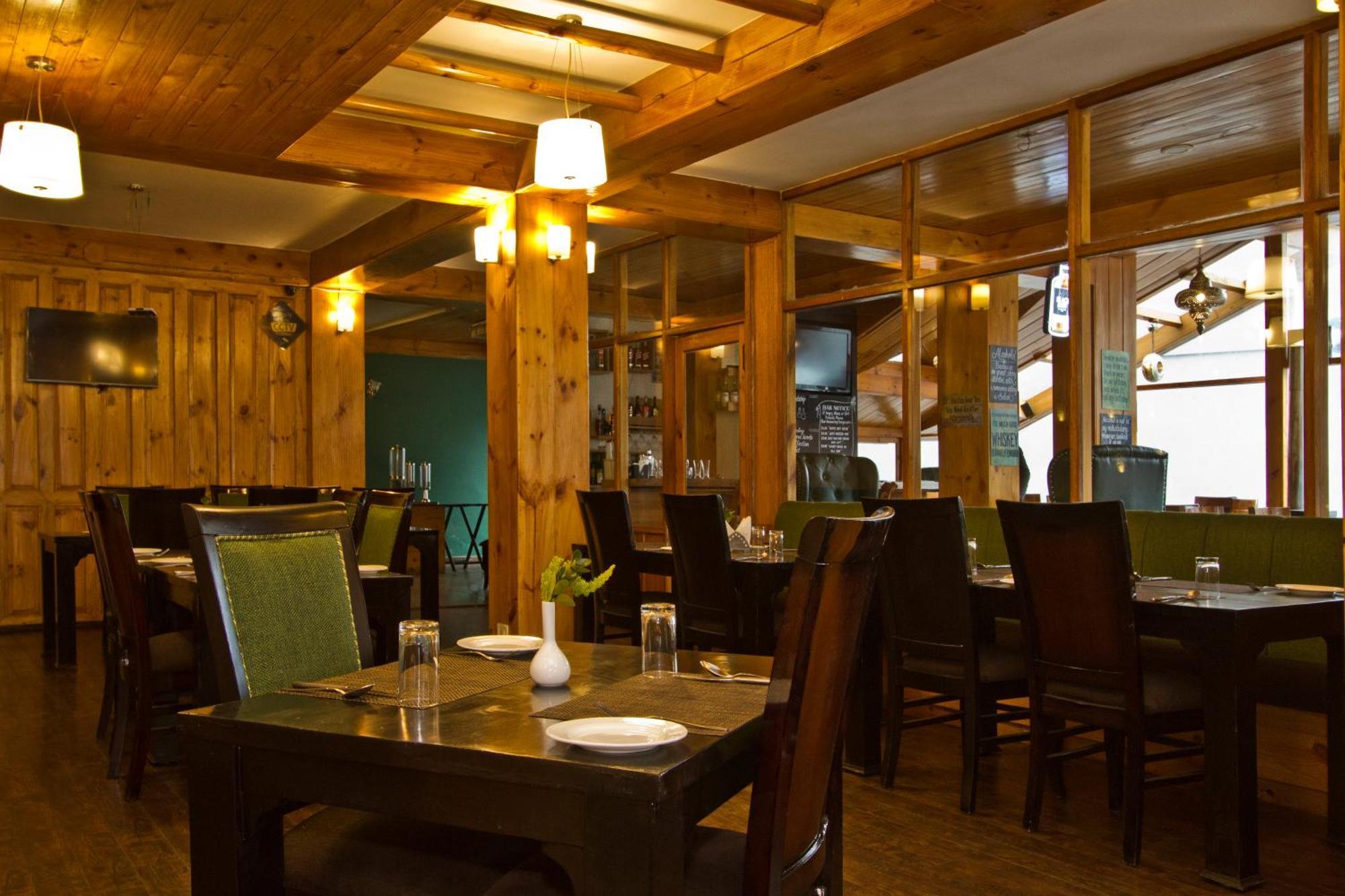 The Whispering Inn Resort And Bar Маналі Екстер'єр фото